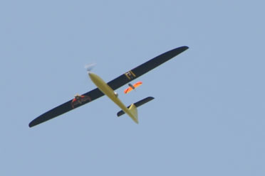 Tempest UAV releasing a CICADA Mark III glider