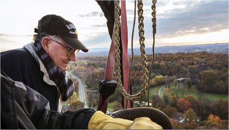 “The first rule of ballooning,” Mr. Holmes said, “is to forget all your troubles and let the world fall away.”  Photo: Tony Cenicola/The New York Times