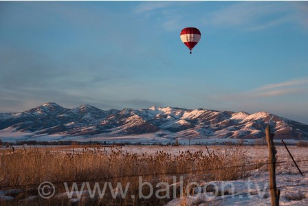 Bristol man set the world record for flying over all of America's mainland states in a hot air balloon in just 33 days. Image courtesy of www.balloon.tv.
