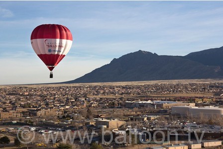 It took Andrew Holly a little over a month to sail his balloon over all of North America's states. Image courtesy of www.balloon.tv.